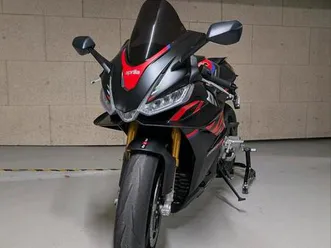 aprilia rsv4 1100 factory time attack top zustand