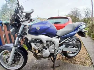 yamaha, fz 6, 2004, + givi box and mount