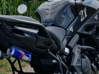 sportlich umgebaute kawasaki versys 650 mit super sound