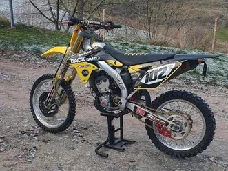 suzuki rmz250