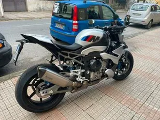 bmw m 1000 r