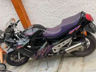 gsx 750 f purple pain