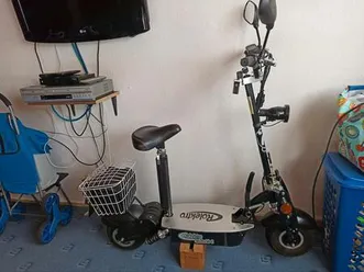 rolektro e roller,e scooter.mit sitz und kofferraum. neuwertig