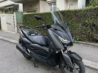 yamaha xmax 300