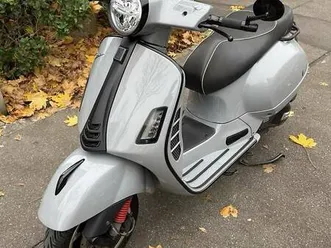 piaggio vespa gts 125 swiss edition mit akrapovic defekt canton zurich -