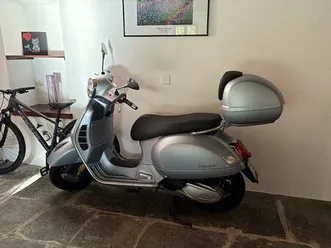 vespa gts 300 super tech/1000 km canton tessin -