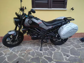 benelli leoncino 125