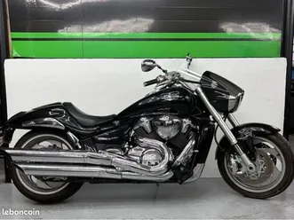 suzuki 1800 intruder