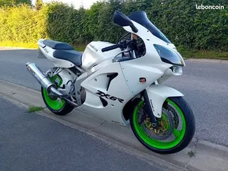 kawasaki zx6r
