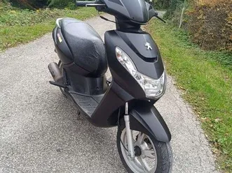 scooter kisbee