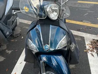 scooter piaggio liberty 125