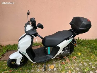 scooter yamaha neo's 50 cc électrique