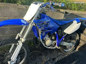 je vends ma moto, très bon état, rien à prévoir. contactez-moi. merci