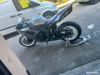 yamaha r1 piste
