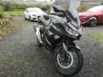 kawasaki ninja 400
