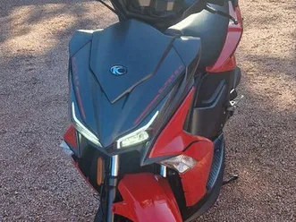 scooter kymco super 8