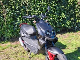 scooter peugeot trekker