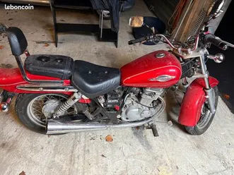 moto suzuki marauder