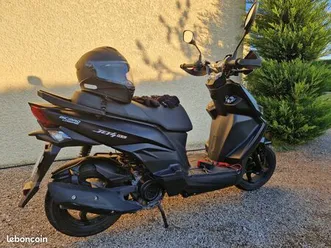 vend scooter sym 50jet