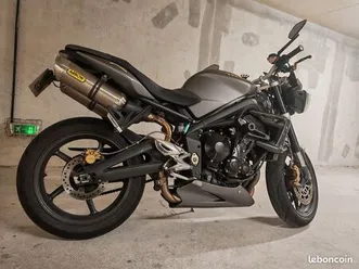 triumph street triple r
