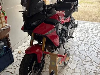 yamaha 900 tracer gt rouge