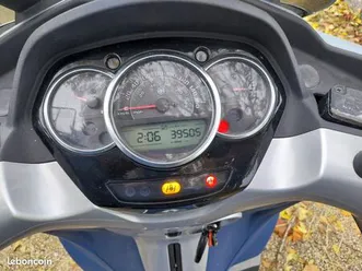 vends scooter piaggio 300 lt très bon état