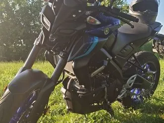vends moto yamaha mt125