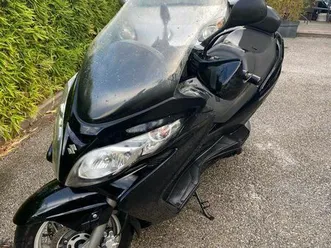 vends suzuki burgman 400 de 2008, compteur 79 000 km