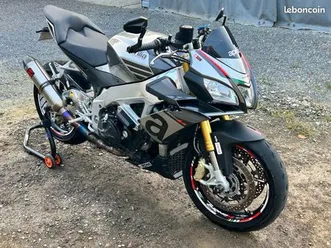 aprilia tuono v4