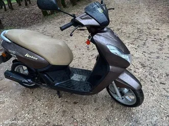 scooter kisbee