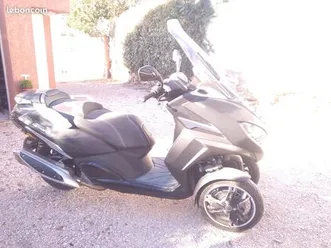 scooter peugeot metropolis