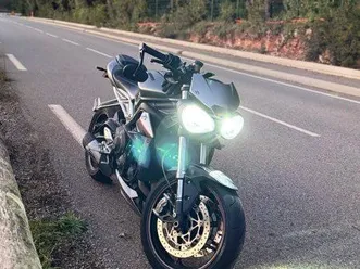 triumph street triple rs 2017