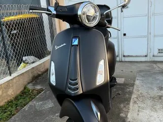 ? vespa primavera s – noir mat – 50 cc 4t – 1 800 km – excellent état