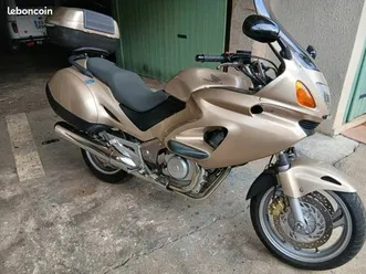 moto honda deauville