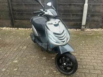 piaggio zip 50cc 4t 2v tekoop/teruil — scooters | piaggio — marktplaats