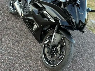 yamaha r7