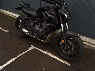 yamaha mt07 - tech black - a2