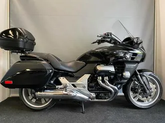 ② honda ctx 1300 en parfait état *** garantie ***