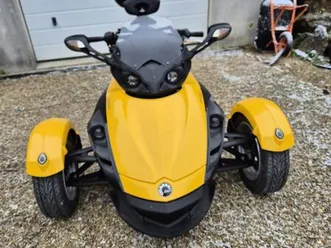 can am spyder