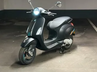 vespa primavera 50 s (facelift 2024) – schwarz matt – nur 400km!!