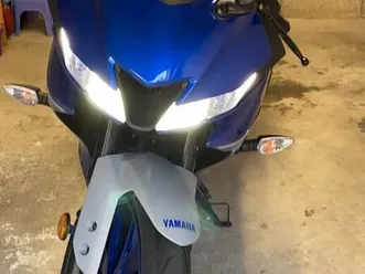 vend moto yamaha ys-r125