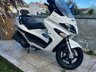 scooter piaggio x evo 125