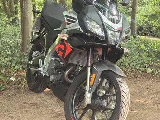aprilia tuono
