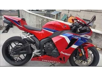 vendo honda cbr 600 rr (2024 - 25) usata a genova (codice 9884978) - moto.it