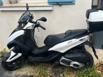 scooter piaggio mp3 yourban