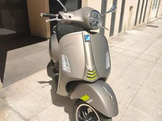 vespa gts 300