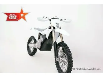 stark varg ex *hjälm på köpet*