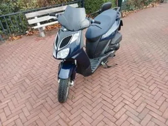 nette aprilia sportcity 125cc — scooters | aprilia — marktplaats