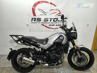 benelli leoncino trail 500 abs 35 kw odličen na obroke