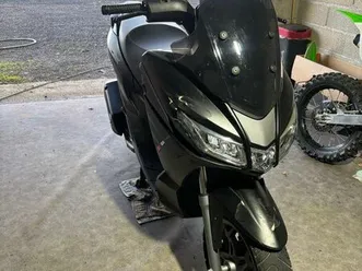 scooter aprilia sxr 50 cc